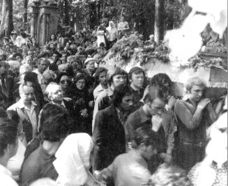 Volodymyr Ivasiuk funeral